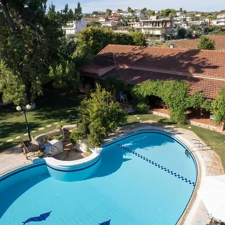 Christina In Evia Avlídosz-part